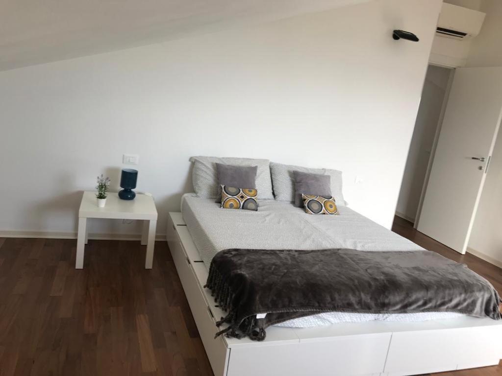 La Casa Con Vista Di Emma Apartamento Vezzano Ligure Exterior foto