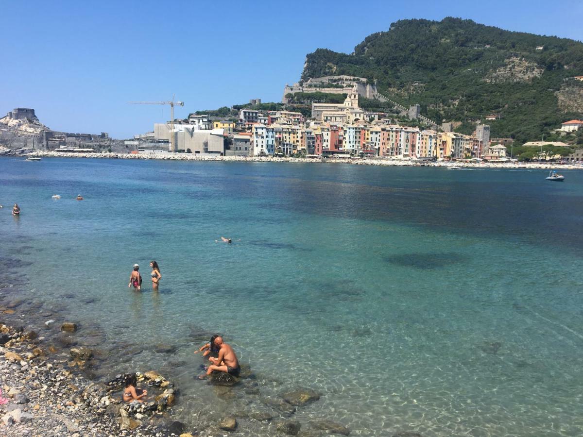 La Casa Con Vista Di Emma Apartamento Vezzano Ligure Exterior foto